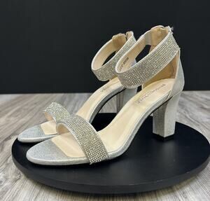 Benjamin Walk Touch Ups Marley Silver Patent Womens Size 8 Dressy Heels NEW